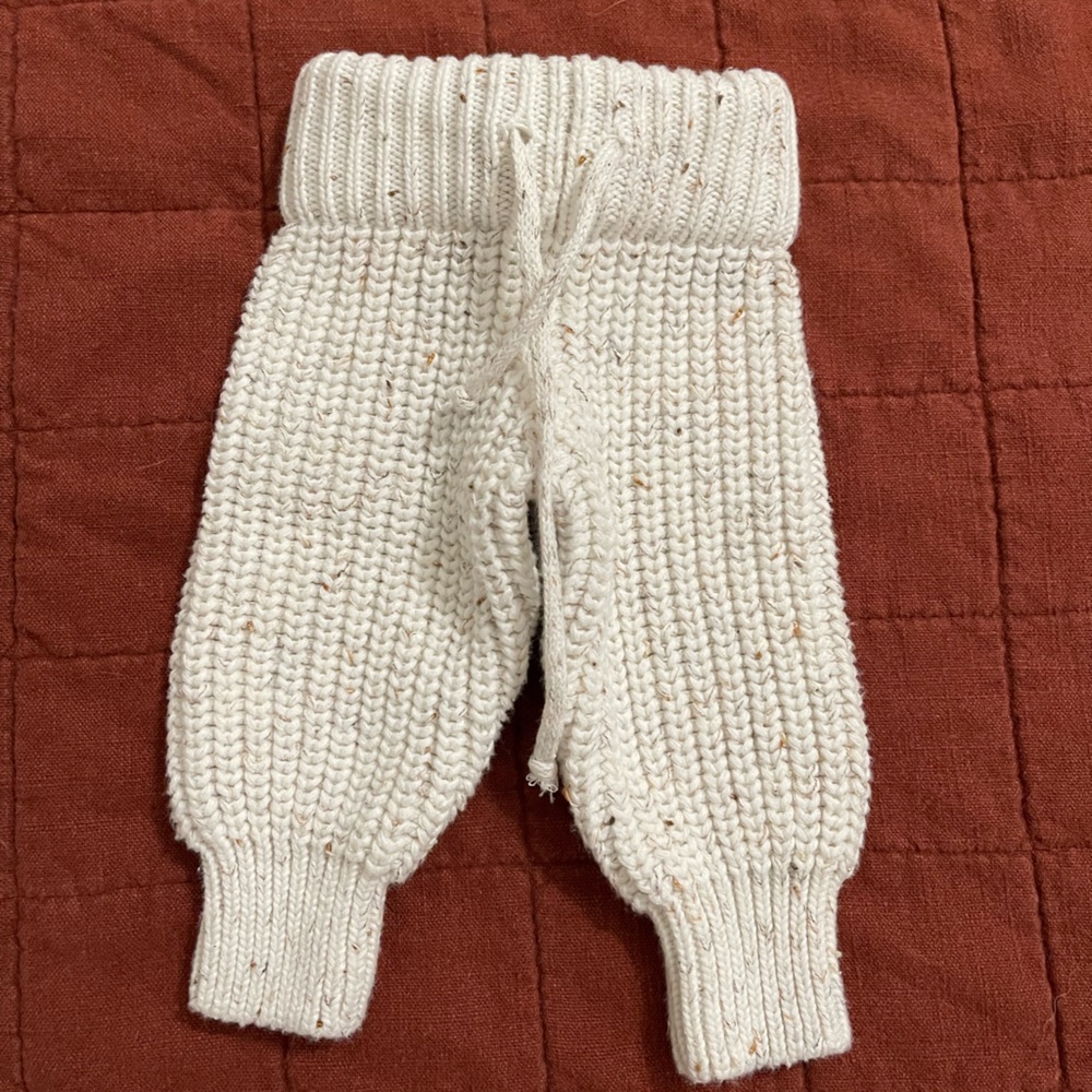 Newborn Knit Pants